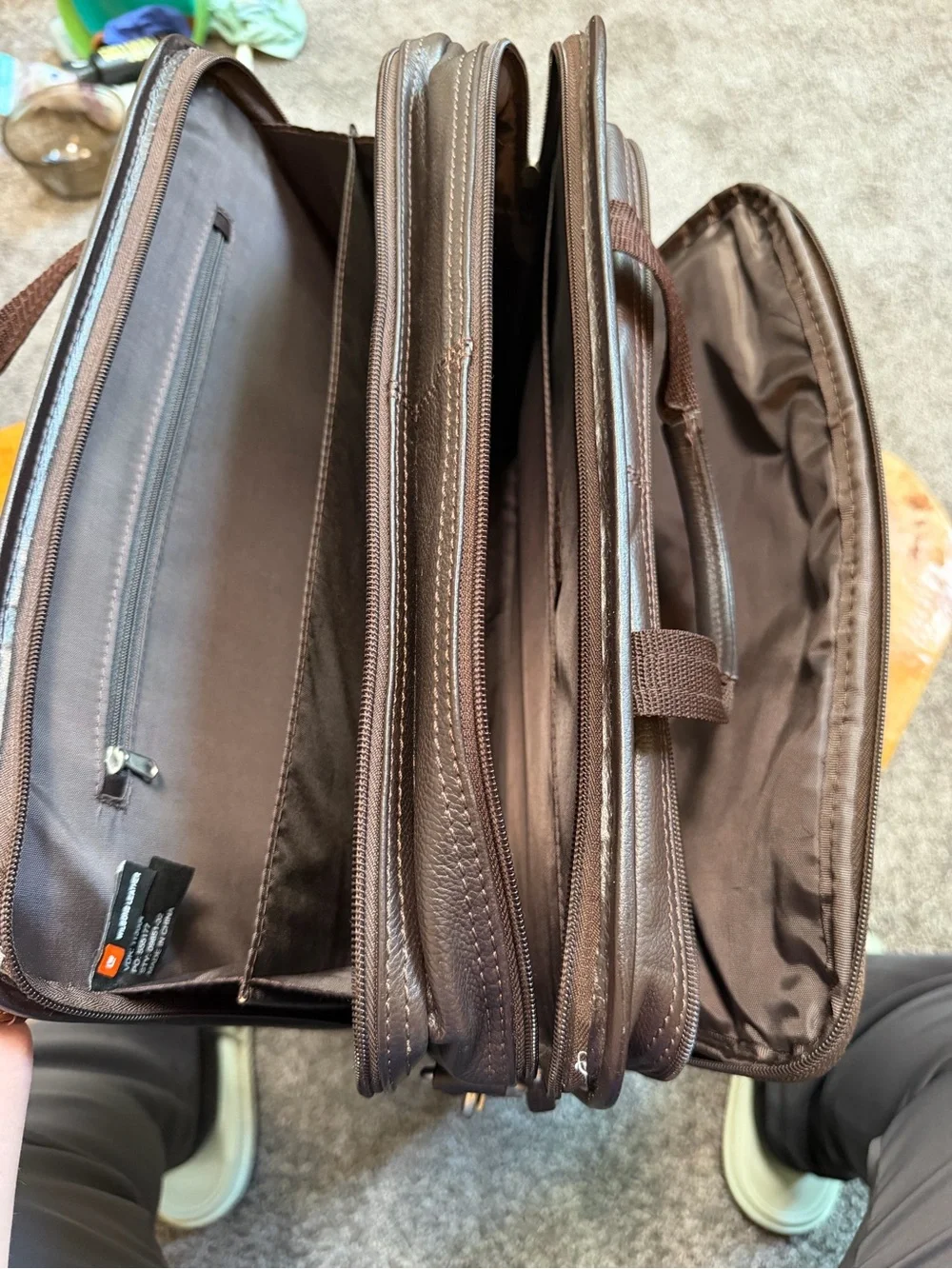 Vintage Wilsons Leather Brown Briefcase Laptop Messenger Travel Bag Multi-Pocket